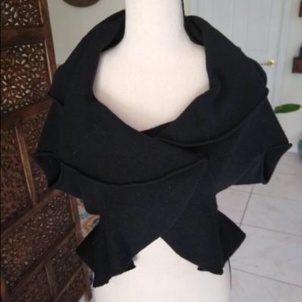 Emporio Armani Shoulder Shawl